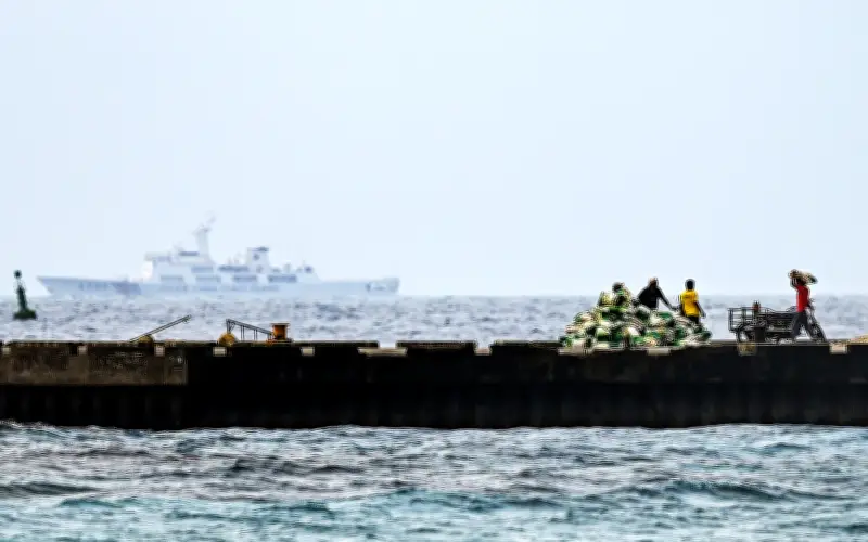 Philippines và Trung Quốc căng thẳng tại đảo Thị Tứ, Việt Nam tái khẳng định chủ quyền