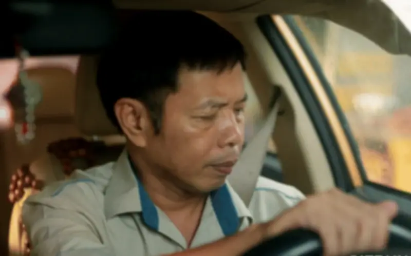 Phim 'Anh Hùng' hé lộ poster và trailer: Thái Hòa đối mặt nghi án lừa đảo từ thiện tiền tỉ