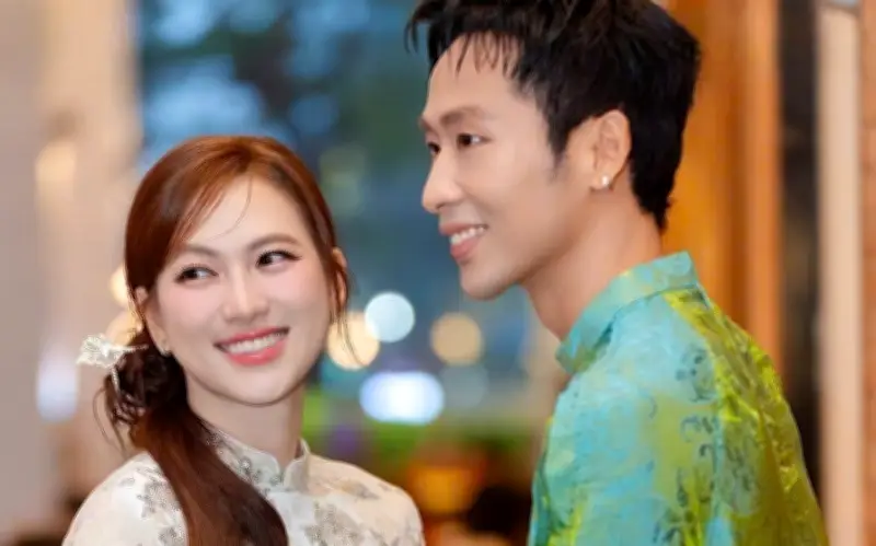 Phim Tết 'Báu Vật Trời Cho': Hài Nhất Nhưng Kịch Bản Nhiều Sạn, Cặp Đôi Tuấn Trần - Phương Anh Đào Thiếu 'Chemistry'