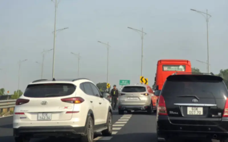 Phân Luồng Cao Tốc Vĩnh Hảo - Phan Thiết Giảm Tải Sau Sự Cố Lật Xe Ngày 22/2