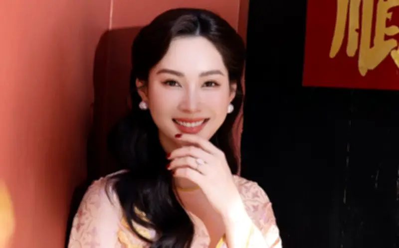 Phản ứng bất ngờ của Đặng Thu Thảo khi được khen đẹp nhất Việt Nam