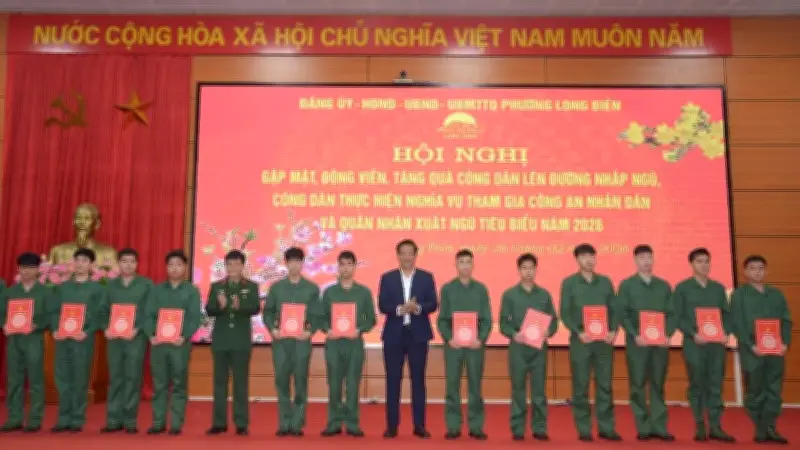 Phường Long Biên Gặp Mặt, Động Viên Thanh Niên Nhập Ngũ Và Đón Quân Nhân Hoàn Thành Nghĩa Vụ