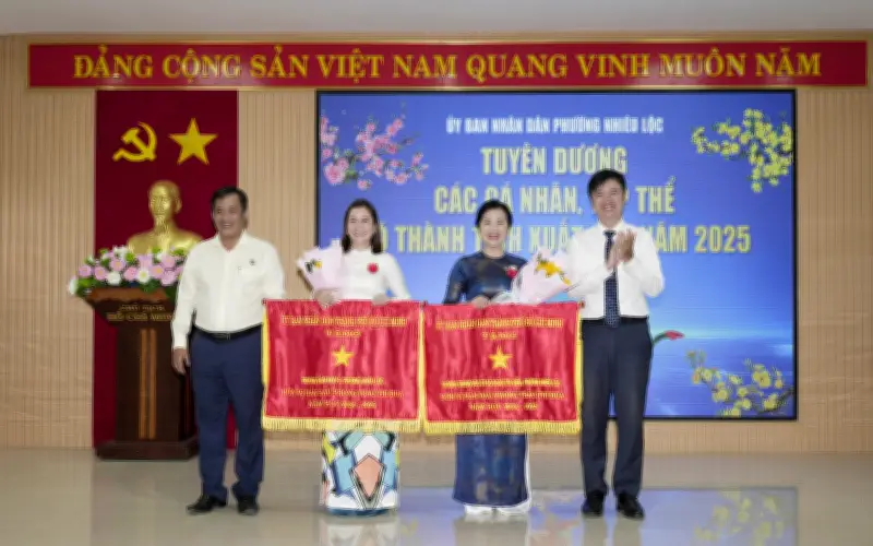 Phường Nhiêu Lộc vinh danh tập thể, cá nhân xuất sắc tại hội nghị thi đua yêu nước