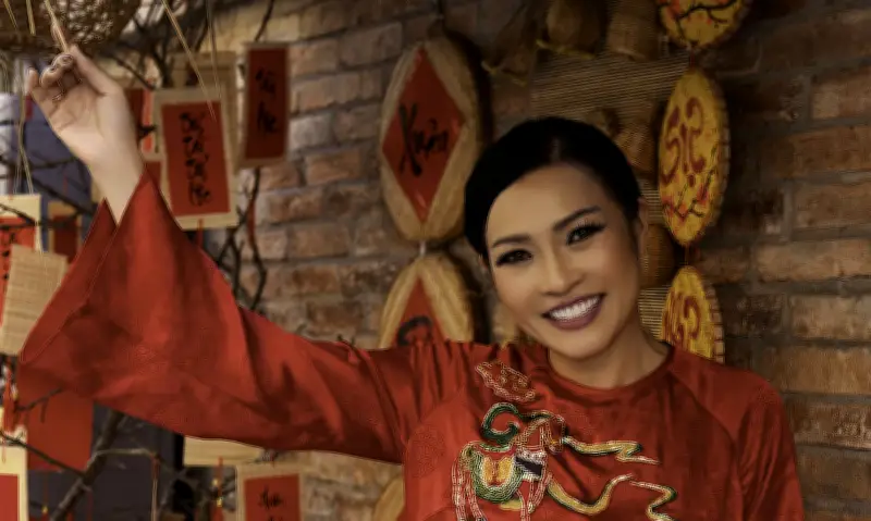 Phương Thanh hạnh phúc kịp sửa nhà phong cách đồng quê cho mẹ 90 tuổi đón Tết