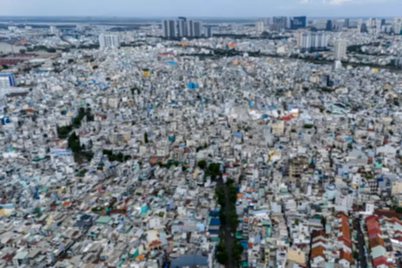 Phường ở TP.HCM có mật độ dân số gấp 10 lần Singapore, áp lực hạ tầng