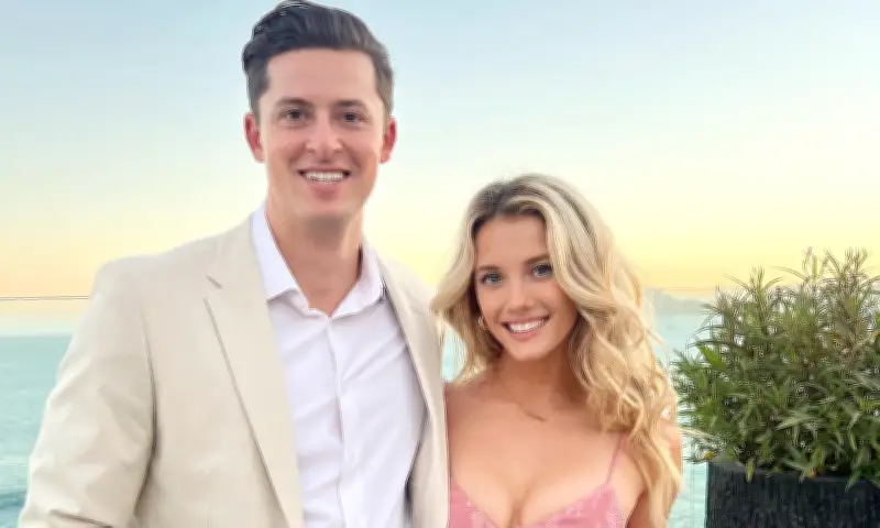 Phong Cách Thời Trang Quyến Rũ Của Tay Đua Lindsay Brewer Và Bạn Trai