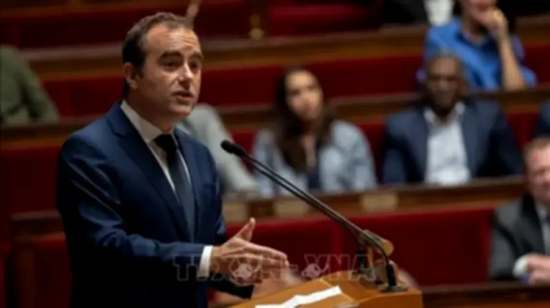 Pháp hồi sinh điện hạt nhân với 6 lò mới, điều chỉnh năng lượng tái tạo trong chương trình PPE