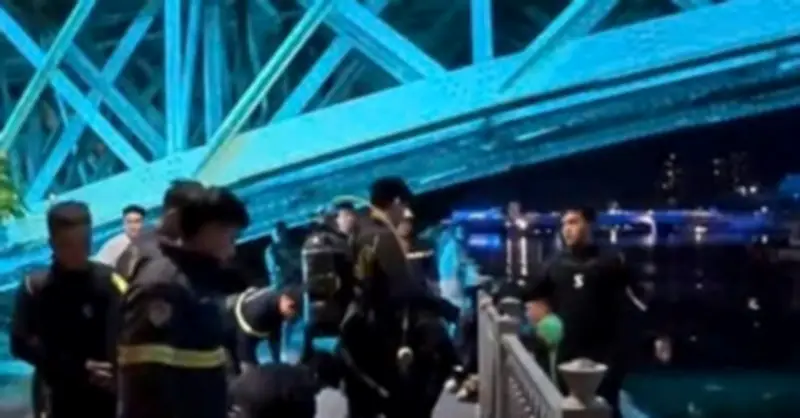 Phát hiện hai thi thể trên kênh Tàu Hủ, công an điều tra nguyên nhân