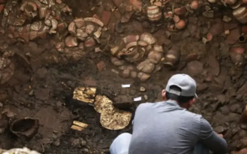 Phát Hiện Mộ Cổ Hoàng Gia Panama Chứa Kho Báu Vàng Hơn 1.000 Năm Tuổi