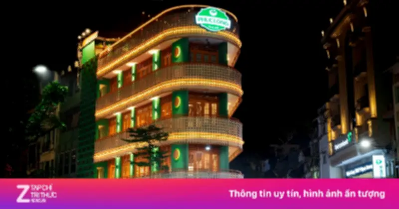 Phúc Long Dragon Khai Trương Flagship Đầu Tiên Tại Hà Nội, Thu Hút Đông Đảo Giới Trẻ
