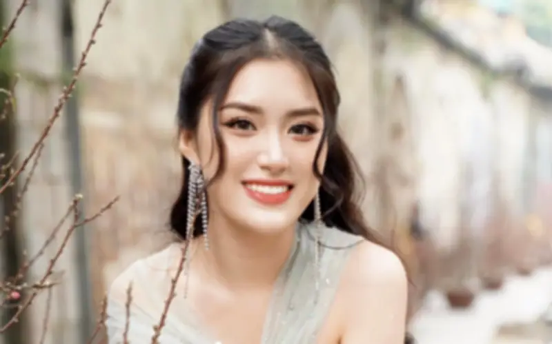 Phương Oanh Tiếp Tục Tỏa Sáng, Gây Chú Ý Tại Miss World Vietnam 2025
