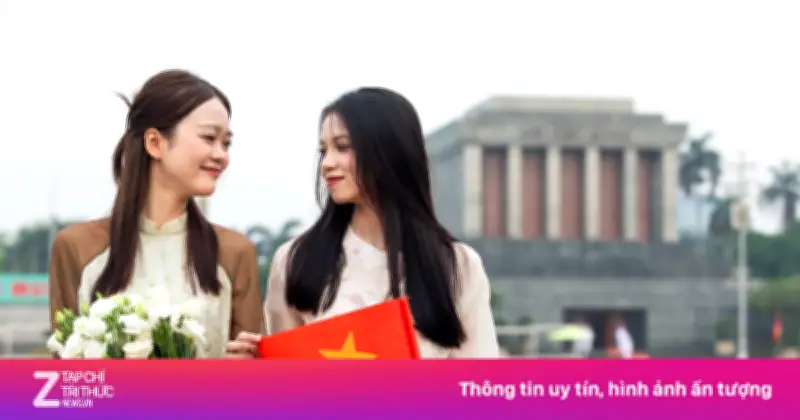 Tập thơ 'Hồ Chí Minh - Người tin ở con người' ra mắt tại Đường sách Tết 2026