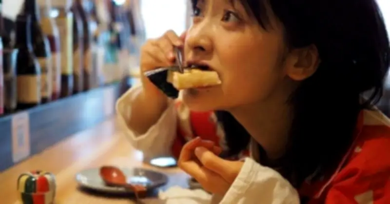 Những Thói Quen Sau Ăn Tưởng Vô Hại Nhưng Làm Tăng Nguy Cơ Bệnh Dạ Dày, Ung Thư Thực Quản