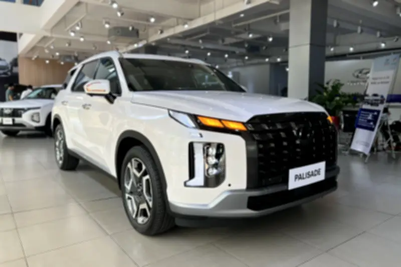 Cuộc đua giảm giá xe 7 chỗ cận Tết: MPV cỡ nhỏ 'nóng' với ưu đãi hàng trăm triệu