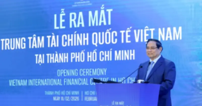 Thủ tướng kêu gọi các tập đoàn lớn Việt Nam tiên phong tại Trung tâm Tài chính Quốc tế