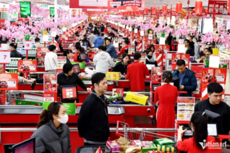 Thủ tướng chỉ đạo chi trả đầy đủ lương, thưởng Tết cho người lao động