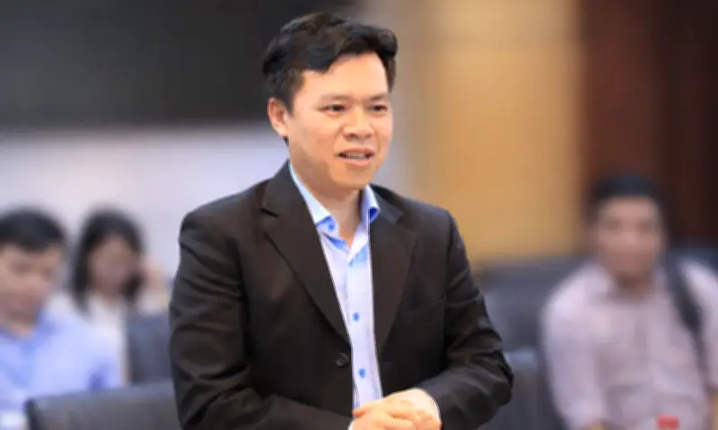 GS.TS Đỗ Văn Đại Nhận Huân Chương Cành Cọ Hàn Lâm Của Pháp