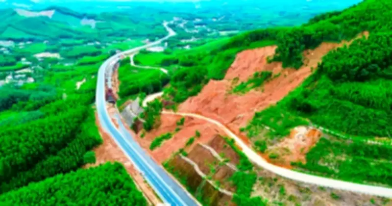 Đề xuất 344 tỷ đồng khắc phục sạt lở, chống ồn cao tốc La Sơn - Hòa Liên