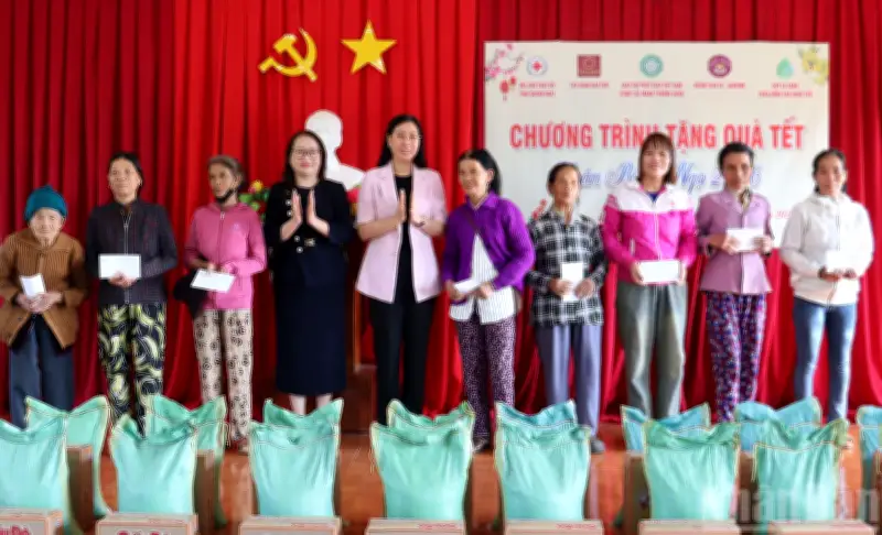 Quỹ Lá Xanh Trao 6.000 Suất Quà Tết, Lan Tỏa Yêu Thương Tại Quảng Ngãi