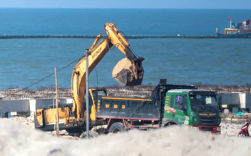 Quảng Trị điều tra dự án cảng CFG nghi vận chuyển cát trái phép