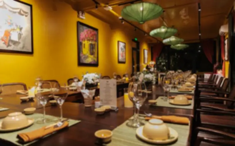 Quán Bụi và Laang Saigon: Điểm hẹn tân niên ấm cúng giữa lòng Sài Gòn