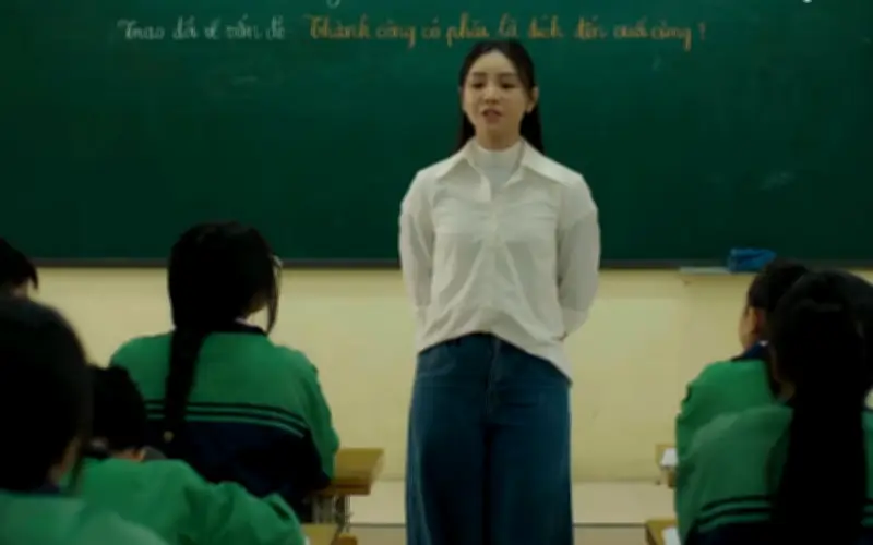 Quỳnh Kool gây tranh cãi khi bị buộc chân vào đôi mới phát sóng vai Tập