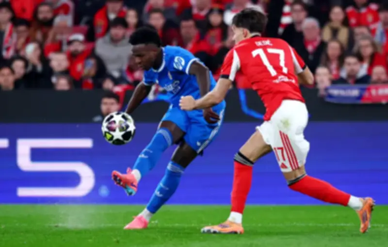 Real, PSG định đoạt vé vòng 1/8 Champions League trong loạt trận lượt về căng thẳng