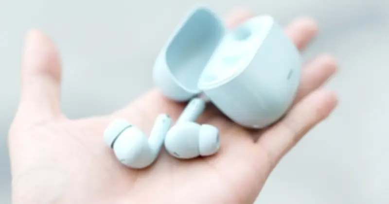 Redmi Buds 8 Lite: Tai nghe chống ồn giá rẻ dưới 700.000đ, pin 36 giờ, âm bass mạnh mẽ