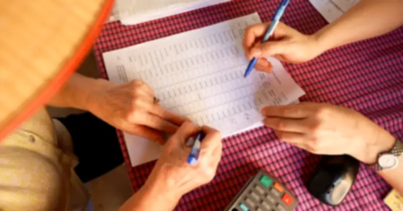 Hướng dẫn chi tiết giấy tờ cần thiết khi lập hồ sơ người phụ thuộc theo quy định mới