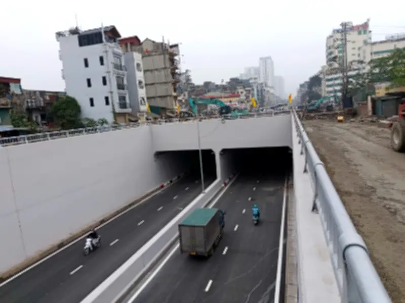Hầm chui Vành đai 2,5 qua nút giao Giải Phóng - Kim Đồng chính thức thông xe