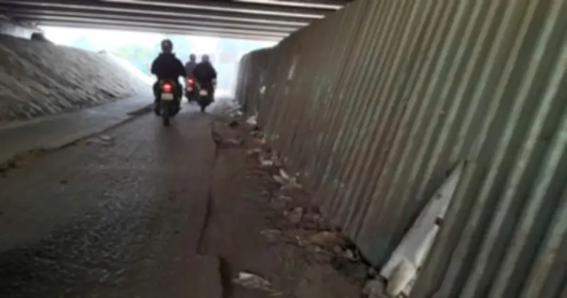 Lô Cốt Chiếm Đường Gây Ùn Tắc, Nguy Hiểm Cho Người Dân Tại TP.HCM