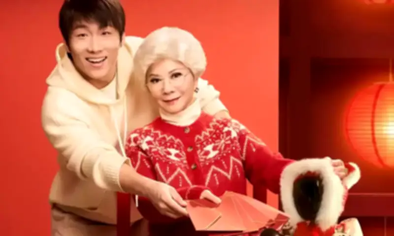 Robot 'gây bão' Xuân Vãn Trung Quốc: Từ tiểu phẩm gia đình đến màn múa võ ngoạn mục