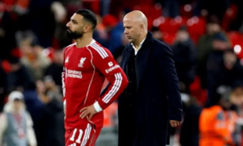 Rooney chỉ trích HLV Slot thiếu khí chất dẫn dắt Liverpool thời hậu Klopp