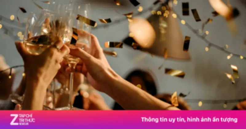 Rượu Bia Cuối Năm: 'Sát Thủ' Thầm Lặng Gây Đột Quỵ Trên Bàn Nhậu