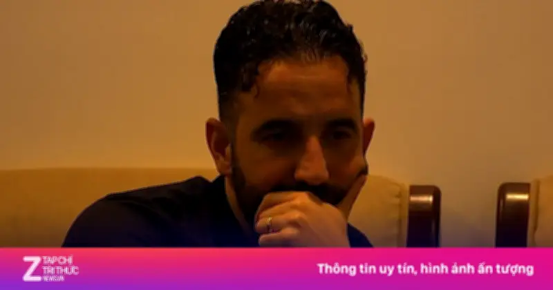 Ruben Amorim Lần Đầu Xuất Hiện Sau Khi Rời MU, Thư Giãn Trên Khán Đài Tennis