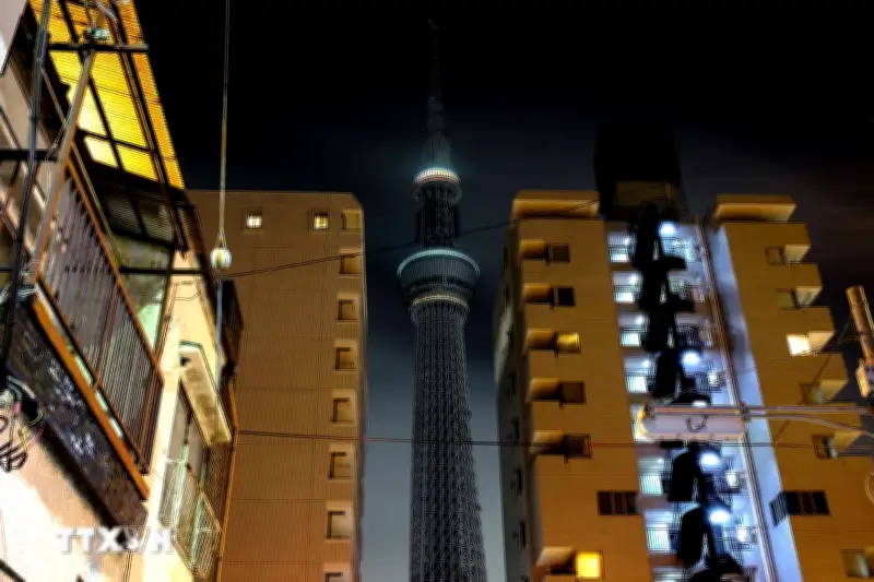 Sự cố thang máy tại Tokyo Skytree: 20 người mắc kẹt, lực lượng cứu hộ giải cứu thành công