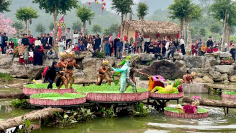 Sự kiện 'Xuân dẫn lối' kết hợp nghệ thuật và bảo vệ môi trường dịp Tết