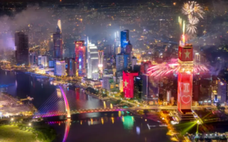 Saigon Marina IFC Thắp Sáng Biểu Tượng Mới Trong Đêm Giao Thừa