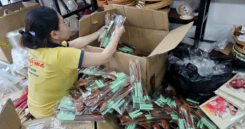 Sức Mua Tết 2026 Bùng Nổ Tại TPHCM, Doanh Số Thương Mại Điện Tử Tăng Mạnh