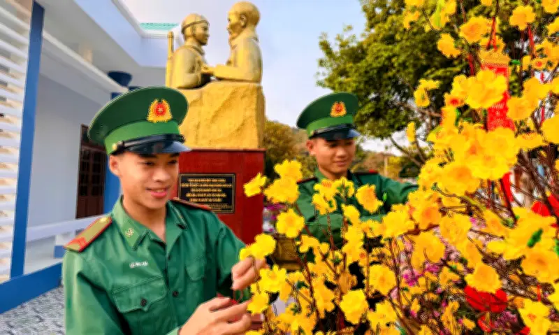 Sắc Xuân Trên Đảo Tiền Tiêu Hòn Khoai Cà Mau: Nhịp Sống Mùa Xuân Giữa Biển Trời
