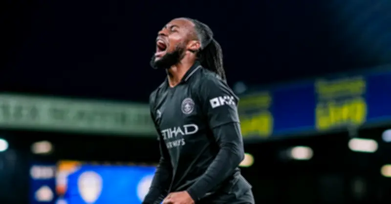 Semenyo tỏa sáng, Man City thắng nhọc nhằn 1-0 trước Leeds tại Premier League