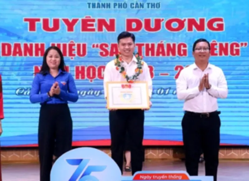 Sinh Viên Cần Thơ Nguyễn Hòa Hợp: Gương Mặt Trẻ Tiêu Biểu Với Bảng Thành Tích Ấn Tượng