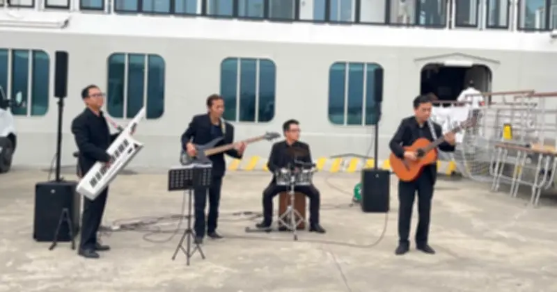 Siêu du thuyền Silver Nova cập cảng Hạ Long, mở màn mùa du lịch tàu biển 2026