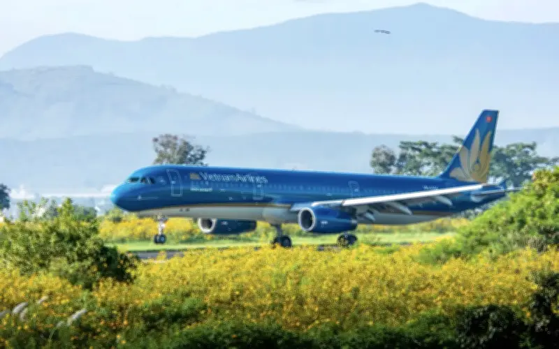 Sân Bay Liên Khương Đóng Cửa 6 Tháng Để Sửa Chữa, Vietnam Airlines Điều Chỉnh Bay