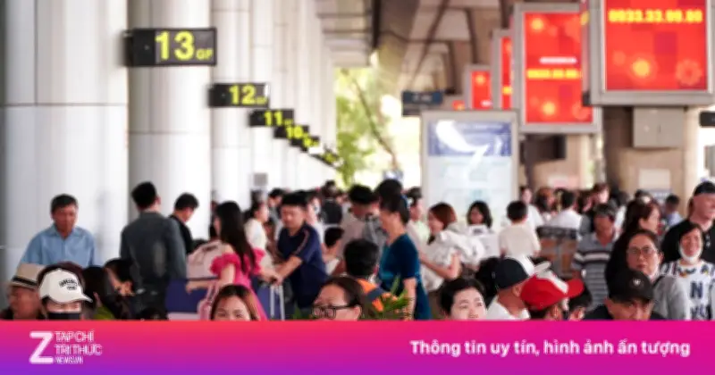 Sân Bay Tân Sơn Nhất Đón Hơn 170.000 Hành Khách Trong Ngày Mùng 4 Tết