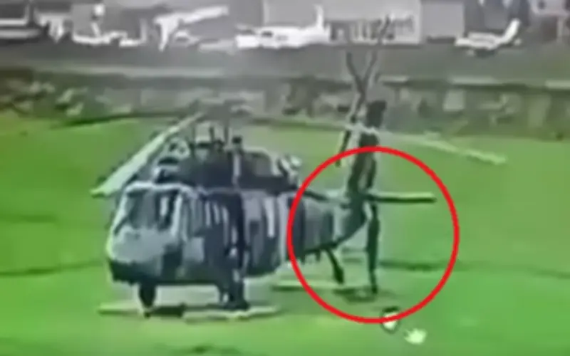 Sét đánh trúng lính Colombia đứng cạnh trực thăng, camera ghi lại toàn cảnh