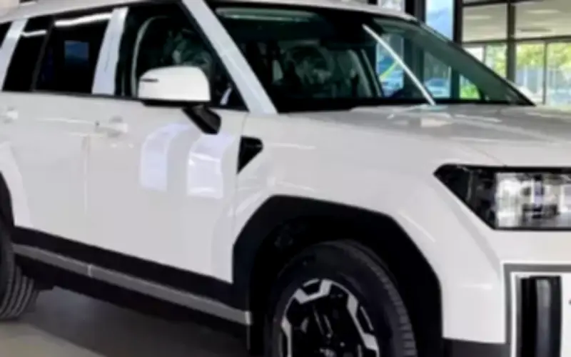 SUV Hyundai Santa Fe Giảm Giá Sốc, Chỉ Từ 585 Triệu Đồng, Rẻ Chưa Từng Có