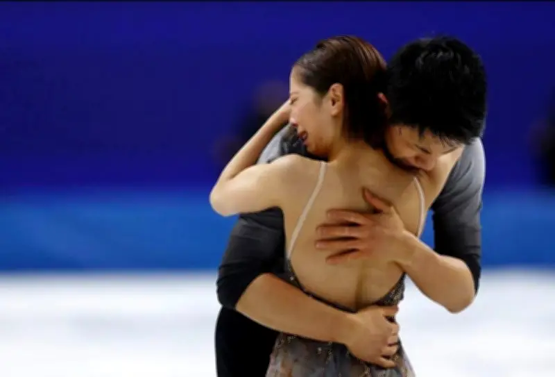 Từ bờ vực giải nghệ đến HCV Olympic: Hành trình phi thường của cặp đôi trượt băng Nhật Bản