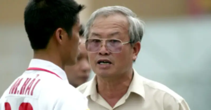 Từ HLV đầy gian truân đến 'quân sư' bầu Đức: Hành trình của chuyên gia Nguyễn Văn Vinh