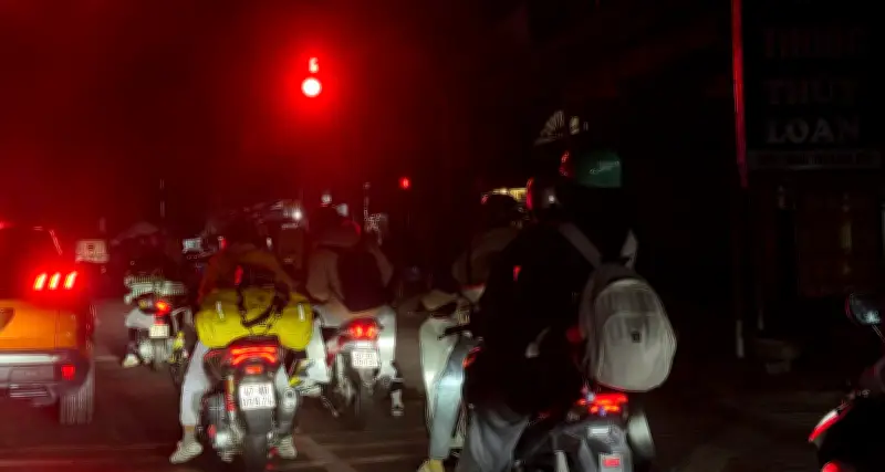 Từ Mỹ Sang Đông Người Nối Đuôi Nhau Từ TP.HCM Về Đắk Lắk, Gia Lai Ăn Tết